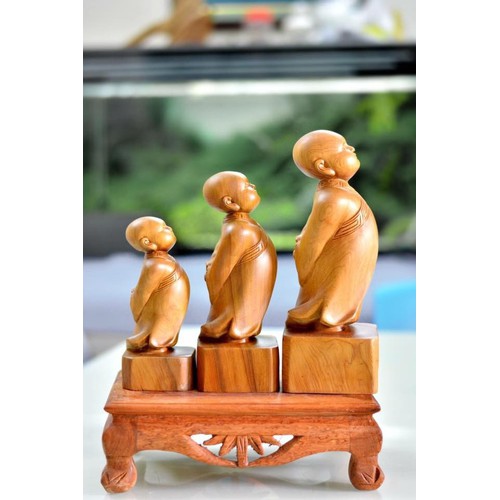 Combo 3 Tượng Vạn Sự Tùy Duyên Gỗ Bách Xanh